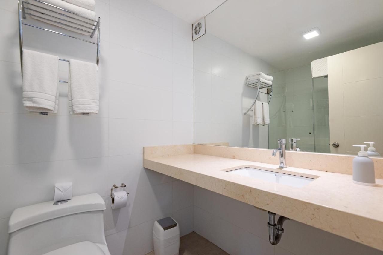 Trendy Host Canvas, Miraflores Apartment *