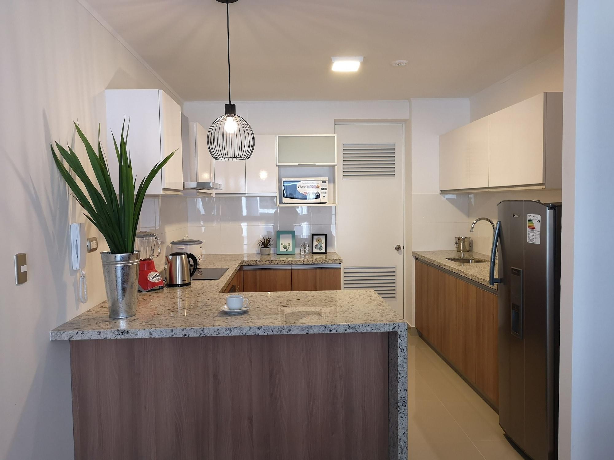 Trendy Host Canvas, Miraflores Apartment