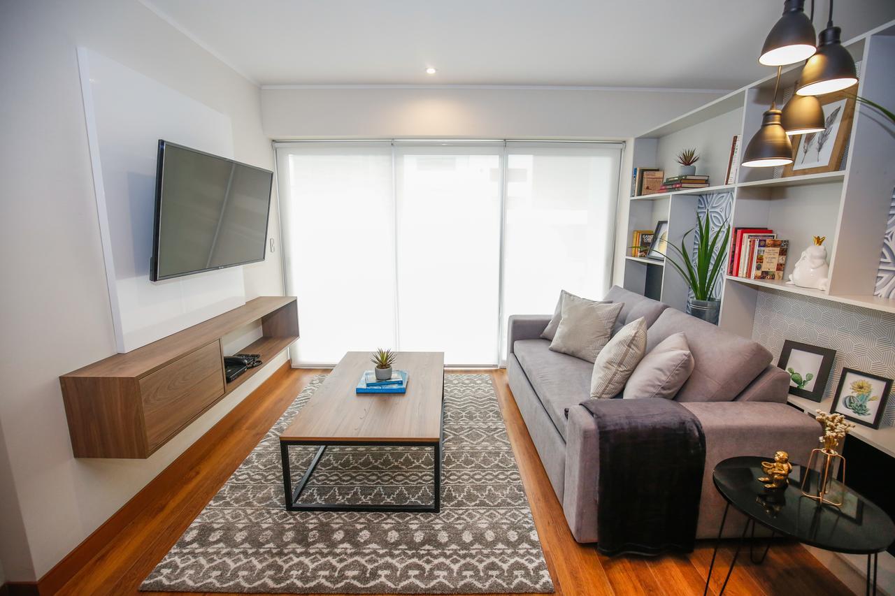 Trendy Host Canvas, Miraflores *