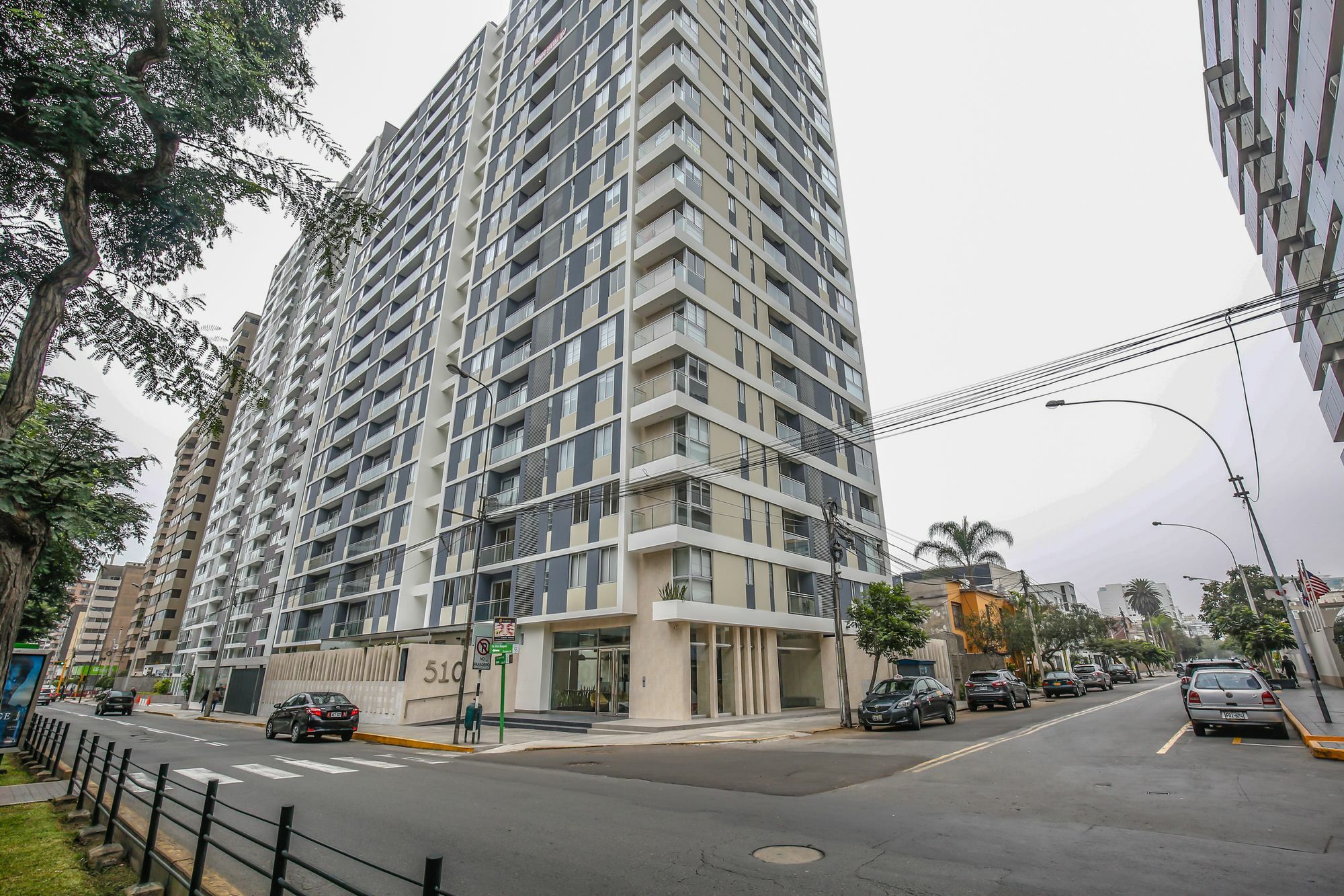 Trendy Host Canvas, Miraflores Apartment